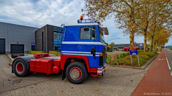 20251019-Tom-Holding-00525